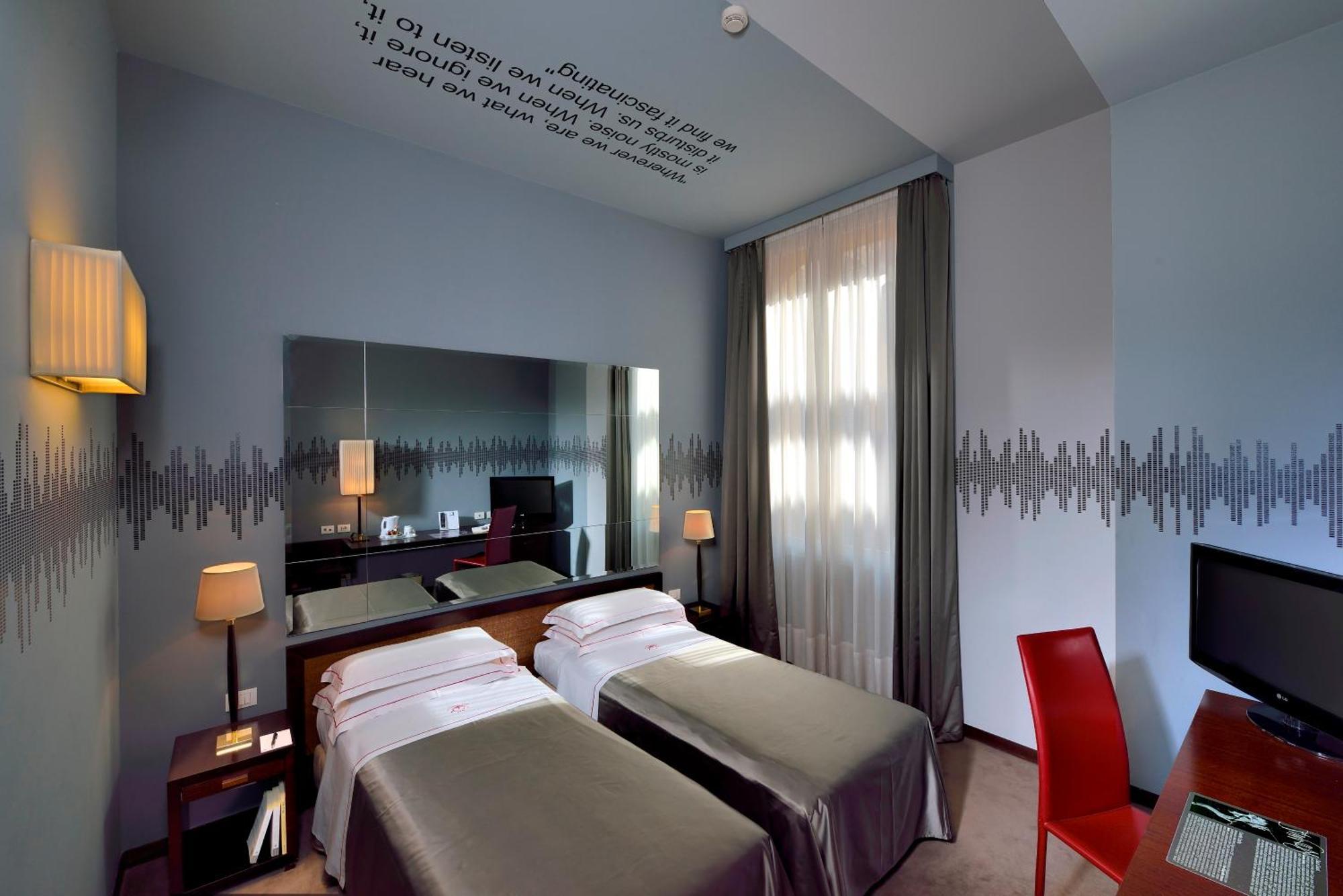 Phi Hotel Bologna Ngoại thất bức ảnh
